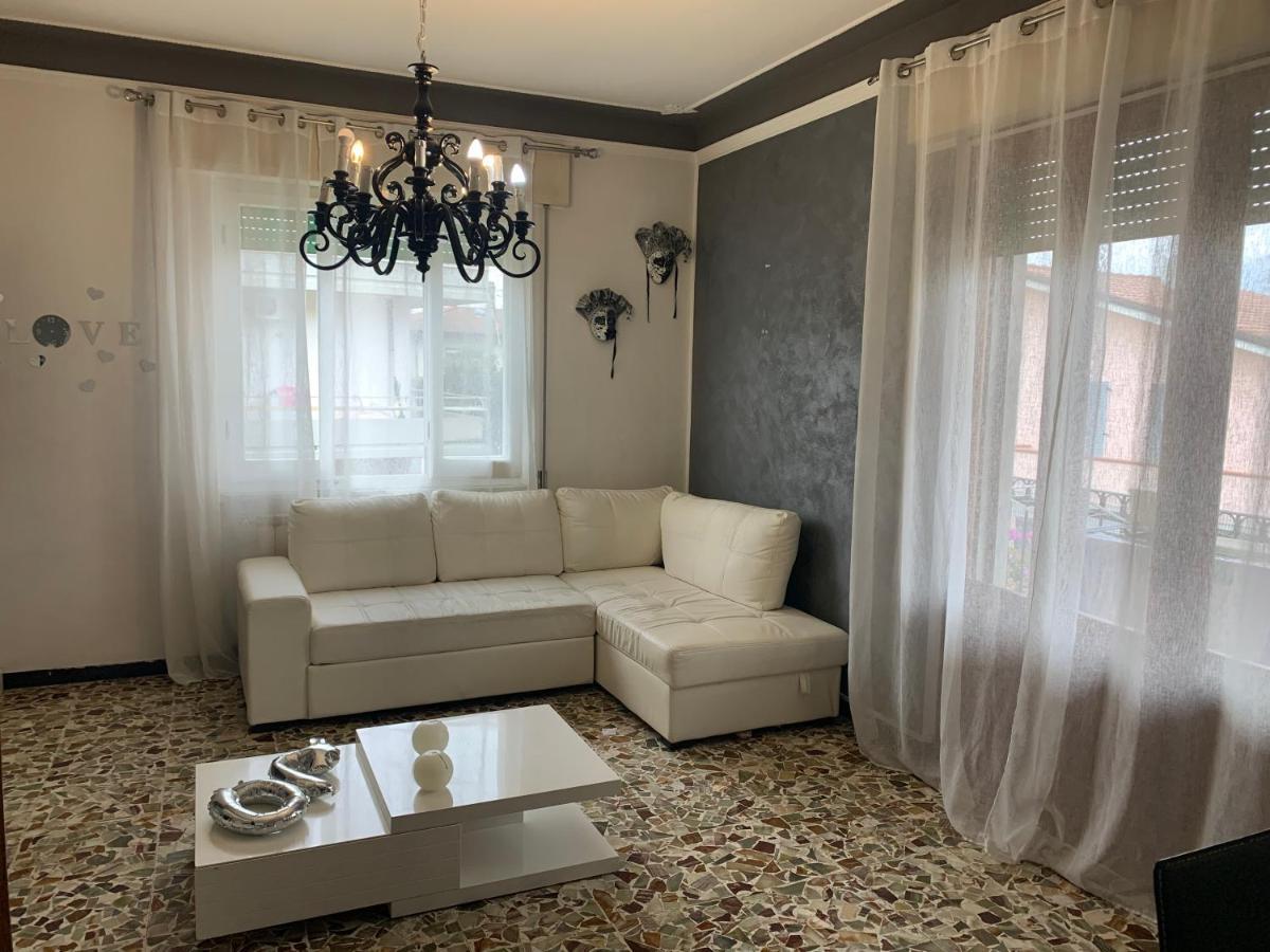 La Casa Di Vale Apartment มารีนา ดิ มาซซา ภายนอก รูปภาพ